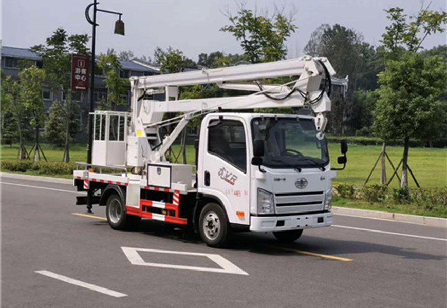 國六解放V虎13.5米藍(lán)牌高空作業(yè)車